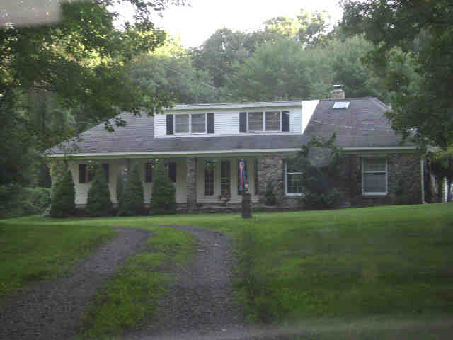 Building photograph for 5 BURRITT HILL RD